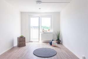 Tolle Familienwohnung mit Weitblick – Ludwig-Kühn-Str. 5, 9123 Markersdorf, Chemnitz – Vorschaubild 1