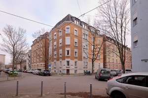 Altbaujuwel mit Balkon 4 Zimmer im Herzen von Bad Cannstatt – Die vollständige Adresse der Immobilie erhältst du vom Anbieter., 70376 Oberer Schlossgarten, Stuttgart – Vorschaubild 24