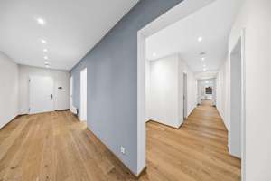 Erstbezug: Frisch ausgebaute Dachgeschoss-Maisonette mit Galerie und 5 Zimmern – Die vollständige Adresse der Immobilie erhältst du vom Anbieter., 14195 Dahlem, Berlin – Vorschaubild 8