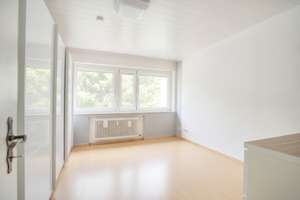 Licht, Freiraum und zwei Balkone – eine Wohnung zum Wohlfühlen in Heilbronn-Böckingen – Die vollständige Adresse der Immobilie erhältst du vom Anbieter., 74080 Böckingen, Heilbronn – Vorschaubild 9