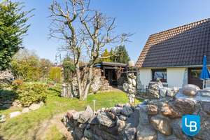 Wohnen mit Charme: Gepflegtes Haus mit romantischem Gartenparadies – Die vollständige Adresse der Immobilie erhältst du vom Anbieter., 24619 Bornhöved – Vorschaubild 28