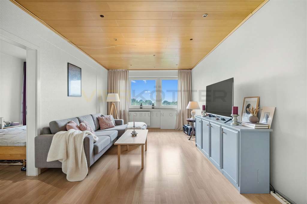 Immobilie in Pinneberg - Charmante 3,5-Zimmer-Wohnung mit Loggia und Weitblick – attraktive Kapitalanlage nahe Hamburg - Bild 2