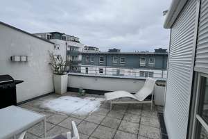 Helle 2-Zimmer Wohnung mit Balkon im 4. OG in Regensburg – Die vollständige Adresse der Immobilie erhältst du vom Anbieter., 93049 Westenviertel, Regensburg – Vorschaubild 2