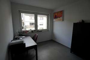 Familienfreundliche 4-Zimmer-Wohnung in Rheinnähe – Mainstr. 5, 51149 Westhoven, Köln – Vorschaubild 12
