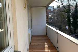 Zentrale WG mit Balkon mit Balkon & Herz- freie Zimmer ab August – Redtenbacherstraße 24, 90431 Nürnberg – Vorschaubild 2