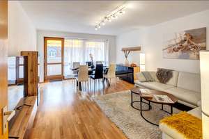 Möbliert: Neuwertig möbliert in sehr gefragter Lage