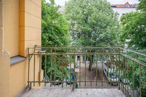 ⭐️ Sensation im Samariter Viertel - helle 2 Zimmer Altbau Wohnung mit ca. 3m hohen Decken und Balkon – Die vollständige Adresse der Immobilie erhältst du vom Anbieter., 10247 Friedrichshain, Berlin – Vorschaubild 5