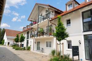 Großzügige und sonnige 3-Zimmer-Dachwohnung mit 2 Balkonen in Heimstetten – 85551 Kirchheim bei München – Vorschaubild 10