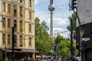 Traumhafte Dachgeschosswohnung mit Blick auf Fernsehturm! Unweit vom Rosenthaler Platz - bezugsfrei – Die vollständige Adresse der Immobilie erhältst du vom Anbieter., 10119 Mitte (Ortsteil), Berlin – Vorschaubild 26