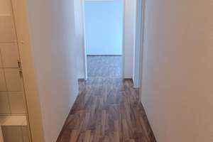 3 Zimmer Wohnung mit Balkon in Ludwigshafen-Friesenheim – 67063 Friesenheim, Ludwigshafen am Rhein – Vorschaubild 11