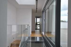 Architekten Stadthaus über 3 Etagen mit großer Dachterrasse – Schwertlilienweg 5, 38446 Reislingen, Wolfsburg – Vorschaubild 2