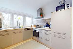 Lehesterdeich /  Stilvolle 4-Zimmer-Maisonette-Wohnung mit Loggia in ruhiger Lage – Die vollständige Adresse der Immobilie erhältst du vom Anbieter., 28355 Oberneuland, Bremen – Vorschaubild 9