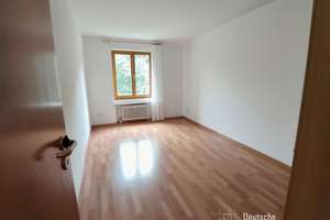 Helle 3-Zimmer-Wohnung mit Wintergarten in Augsburg-Haunstetten – Die vollständige Adresse der Immobilie erhältst du vom Anbieter., 86179 Haunstetten-West, Augsburg – Vorschaubild 6