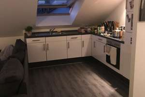 Helle 2-Zimmer Dachgeschosswohnung in Bruchsal – Die vollständige Adresse der Immobilie erhältst du vom Anbieter., 76646 Bruchsal – Vorschaubild 1