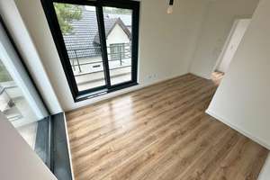 Neubau in Berlin-Müggelheim - A+, Dachterrasse, Garten, 4,5 Zimmer, provisionsfrei – Odernheimer Straße 94 B, 12559 Müggelheim, Berlin – Vorschaubild 23