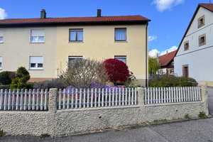 Suchen Sie ein Zweifamilienhaus mit Garage und Garten? - Wir haben es – Heilbronn (Kreis) – Vorschaubild 4
