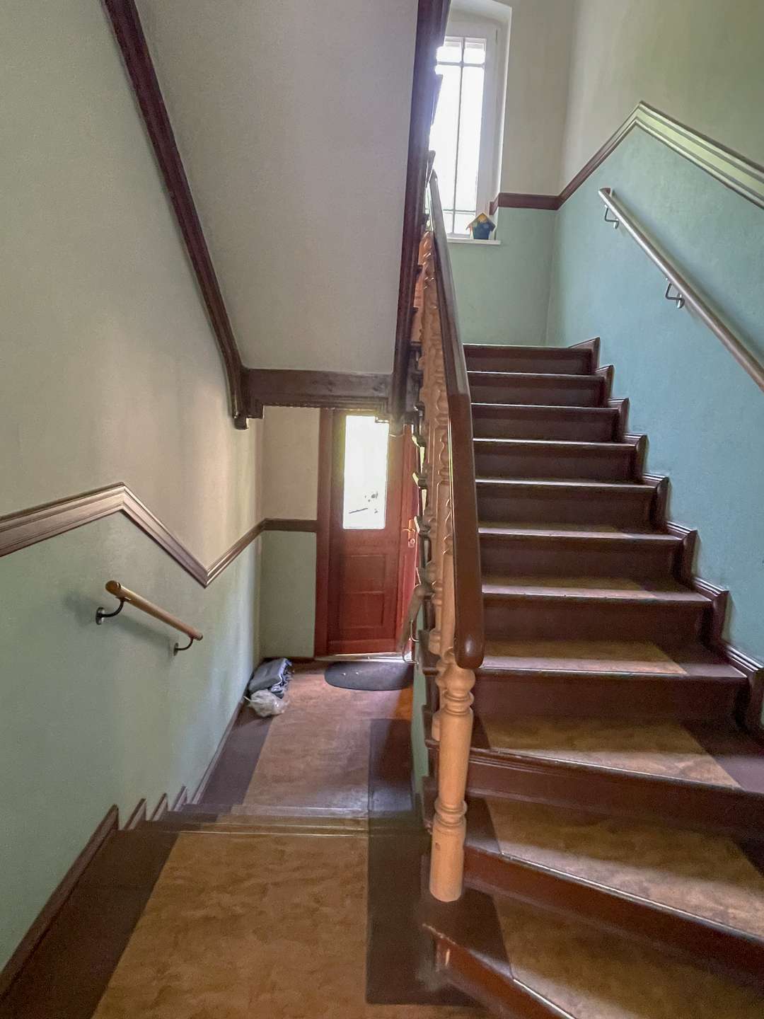 Schöne Dachgeschoss-Altbauwohnung – modernisierungsbedürftig mit außergewöhnlichem Potenzial!, Berlin – Bild 3