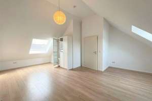 Bezugsfrei ab Mai: "A+" Familienhaus mit PV & Wärmepumpe – Haustraum zum realen Preis – Die vollständige Adresse der Immobilie erhältst du vom Anbieter., 64295 Darmstadt-West, Darmstadt – Vorschaubild 8