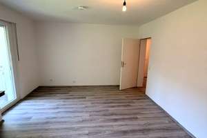 Traumhaft schöne, komplett sanierte, 3 Zimmer Wohnung mit Balkon in Duisburg zu vermieten – Bahnhofstr. 67, 47138 Mittelmeiderich, Duisburg – Vorschaubild 3