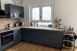 Attraktive Wohnung mit hoher Wohnqualität, naturnaher Lage und bester Anbindung – Castellstraße 70, 90451 Eibach, Nürnberg – Vorschaubild 4