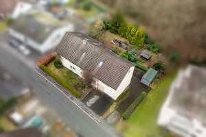 Mehrfamilienhaus mit Weitblick – Sanierungsjuwel mit Ausbaupotenzial in Top-Lage – Märkischer Kreis – Vorschaubild 2