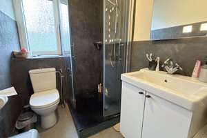 Property thumbnail 13