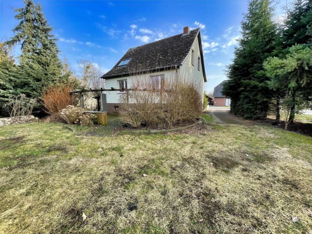 Immobilie in Ludwigslust - Charmantes Einfamilienhaus mit großem Grundstück und vielseitigen Möglichkeiten - Bild 3