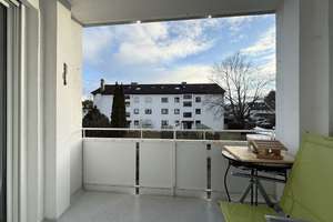 Lichtdurchflutete 3 Zi.-Wohnung in kleiner Wohnanlage mit großem Süd-Balkon, sep. Küche & gr. Keller – Die vollständige Adresse der Immobilie erhältst du vom Anbieter., 82256 Fürstenfeldbruck – Vorschaubild 6