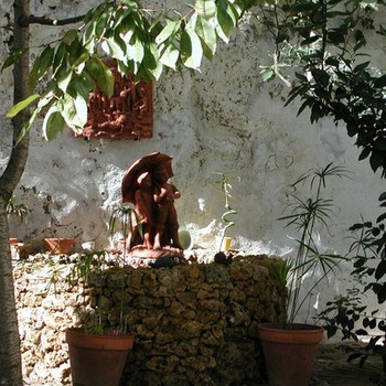 Traditionelles Dorfhaus mit einem spektakulären andalusischen Patio.