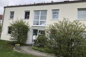 Beste Lage Rennnplatz gepflegte 2 Zimmer-Wohnung mit Terrasse und Einbauküche – Regensburg – Vorschaubild 2