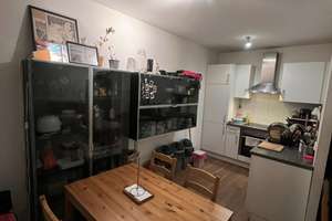 Wohnen mit Charakter: 3-Zimmer-Wohnung behind Park Inn hotel in  Berlin-Mitte – Keibelstraße 37-38, 10178 Mitte (Ortsteil), Berlin – Vorschaubild 14