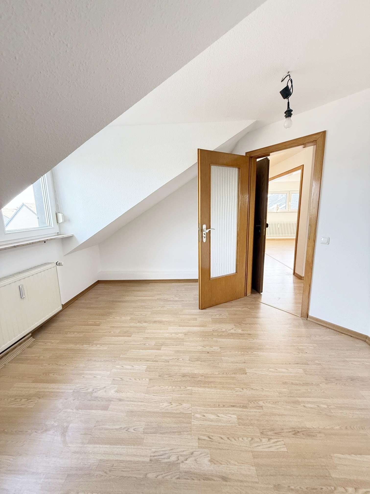 Immobilie in Monheim am Rhein - Mehrgenerationenhaus mit vielseitigem Potenzial. - Bild 11