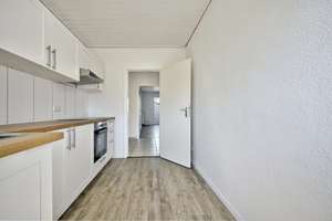 Modernisiert, gut geschnitten, grün gelegen – 3-Zimmer-Wohnung mit Balkon und Garage in Alstaden – 46049 Alstaden-Ost, Oberhausen – Vorschaubild 10