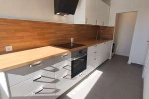 Lichtdurchflutete 2-Zi.-Wohnung (5. OG) mit Loggia & neuer EBK in Köln-Grengel - 2026 modernisiert