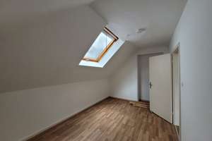Wohnen mit Charakter: 3,5-Zimmer-Dachgeschosswohnung in Bonn – Die vollständige Adresse der Immobilie erhältst du vom Anbieter., 53115 Weststadt, Bonn – Vorschaubild 6