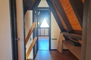 Günstig ins Eigenheim!
Kleines Chalet zum top Preis. Billiger als Miete. Tolle Lage und gut saniert – Die vollständige Adresse der Immobilie erhältst du vom Anbieter., 94078 Freyung – Vorschaubild 26