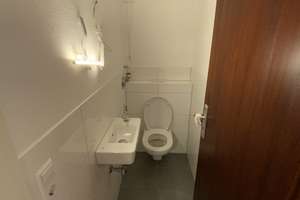Schön geschnittene, frisch komplett sanierte 3-Zimmer-Wohnung  mit Balkon in der Schinnrainstraße 3 – Schinnrainstraße 3, 76227 Durlach, Karlsruhe – Vorschaubild 8