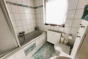 Attraktive 2 Zimmer-Dachgeschoss- Wohnung mit toller Aussicht - gut vermietet. – Die vollständige Adresse der Immobilie erhältst du vom Anbieter., 75181 Eutingen, Pforzheim – Vorschaubild 8
