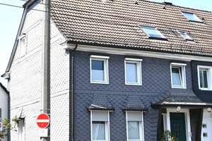 **** Großzügige Doppelhaushälfte in Teileigentum in Solingen-Höhscheid...****