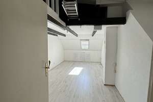 4 Zimmer Wohnung -Sehr großer Balkon zum entspannen – Rosenstraße 3, 96465 Neustadt bei Coburg – Vorschaubild 12