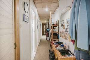 🏡 Altbau-Schatz am Aspria – Charmante Kapitalanlage mit 2-Zimmern, Stuck & Dielen im ruhigen SF – Die vollständige Adresse der Immobilie erhältst du vom Anbieter., 10711 Halensee, Berlin – Vorschaubild 5