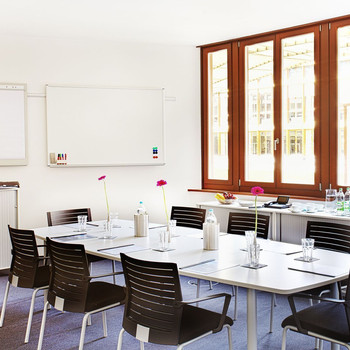 Einzel- und Teambüros mit sehr guter Verkehrsanbindung