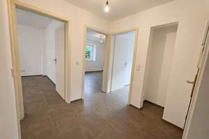 Kernsanierte 3-Zimmer-Erdgeschosswohnung mit Balkon & Gartennutzung in Duisburg-Duissern – Heckenstraße 16, 47058 Duissern, Duisburg – Vorschaubild 13