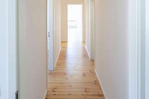 Bezugsfreie, große 3-Zimmer-Altbauwohnung mit Wohnküche, 2 Balkonen & Fahrstuhl – ideal für Familien – Berliner Allee 253, 13088 Weißensee, Berlin – Vorschaubild 15