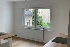 Sehr schöne und sanierte 3-Zimmer Wohnung mit Einbauküche *Ab SOFORT Verfügbar* – Vereinsstraße 11, 47799 Krefeld – Vorschaubild 1
