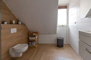 Charmantes Einfamilienhaus mit großzügigem Raumangebot und Garten – Die vollständige Adresse der Immobilie erhältst du vom Anbieter., 99092 Frienstedt, Erfurt – Vorschaubild 10