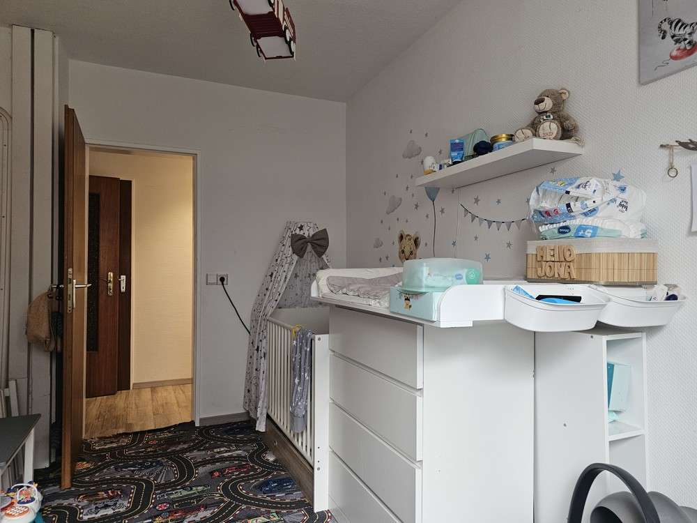 Immobilie in Jevenstedt - Vielseitiges Einfamilienhaus in Jevenstedt, kombinieren sie Wohnen und Vermietung! - Bild 2