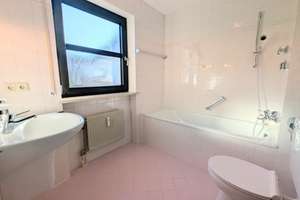 Ankommen in Obermenzing – Stilvolle Wohnung mit West-Balkon & extra Raum für Ideen – Die vollständige Adresse der Immobilie erhältst du vom Anbieter., 81245 Obermenzing, München – Vorschaubild 9