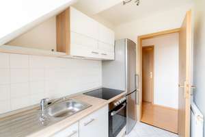Sofort bezugsfrei! 2-Raum-Apartment im DG mit Loggia, EBK und Wanne in perfekter Wohnlage! – Die vollständige Adresse der Immobilie erhältst du vom Anbieter., 1279 Tolkewitz/Seidnitz-Nord, Dresden – Vorschaubild 11