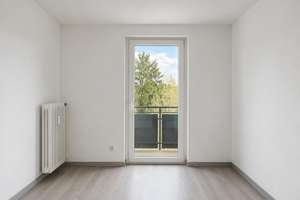 Modern wohnen oder clever investieren - sanierte 4-Zimmer-Wohnung mit Balkon